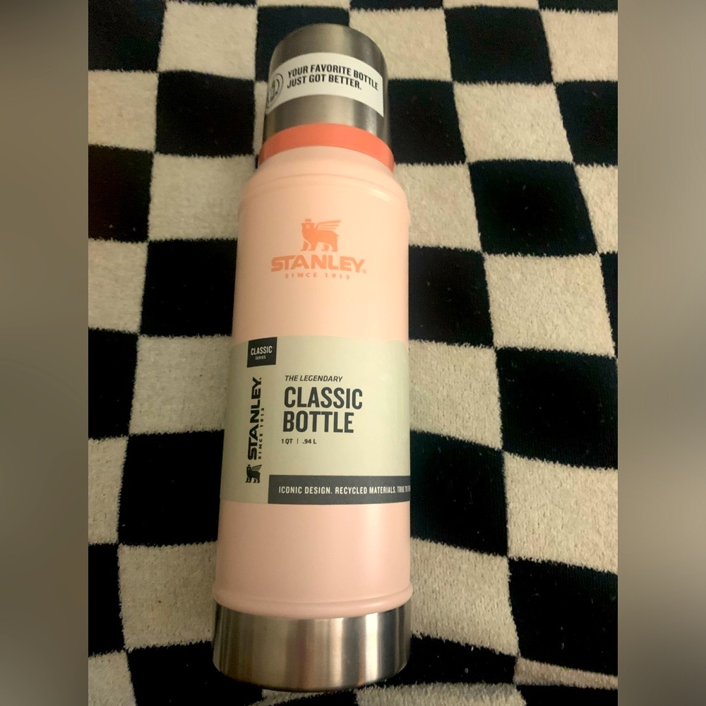 Stanley classic bottle